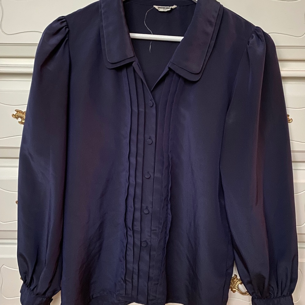 1970s' vintage blouse silky soft